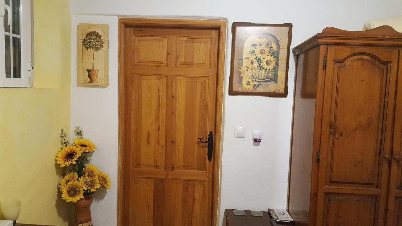 Los Giles Bed And Breakfast Almería Exteriör bild
